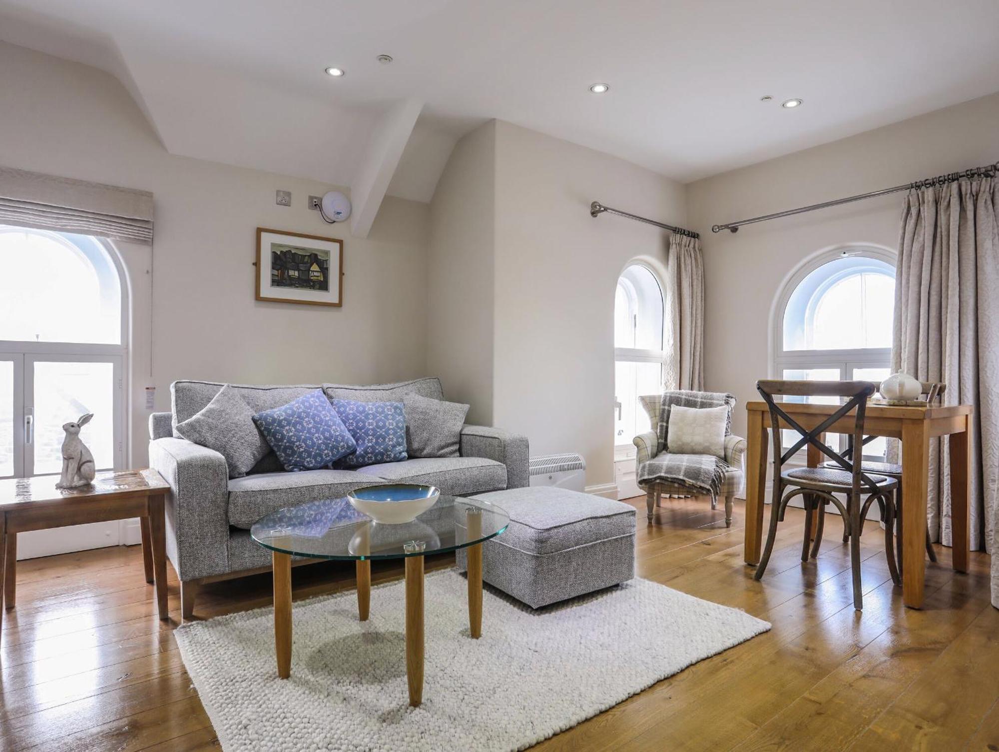 Harlech Apartments - Matholwch Екстер'єр фото